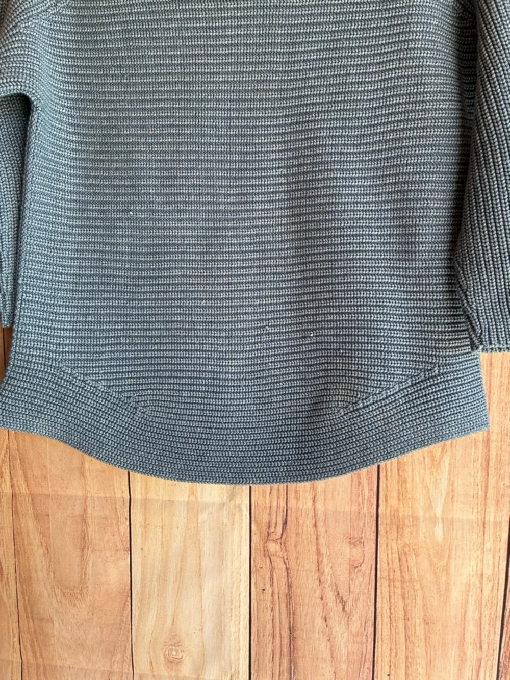 MaxMara Weekend Relaxed-fit link-stitched sweater Size Medium - Picture 2 of 5